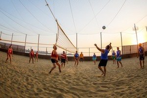 Спортивная площадка на пляже санатория — фото 2